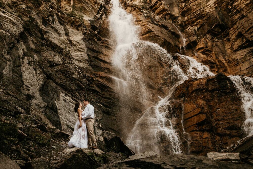 montana-waterfall-elopement.jpg